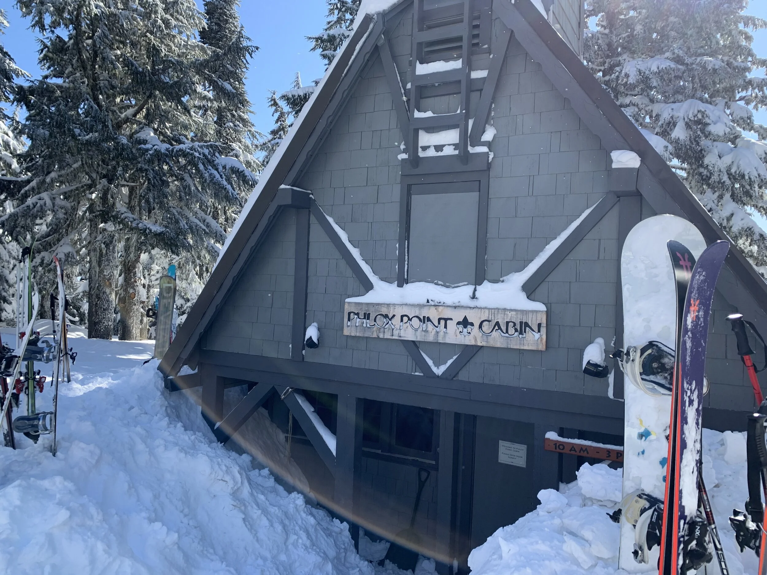  Phlox Point Cabin, a mid-mountain food and drink destination at Timberline Lodge Ski Resort. In one word: epic. Image Courtesy: Dan Meyers 