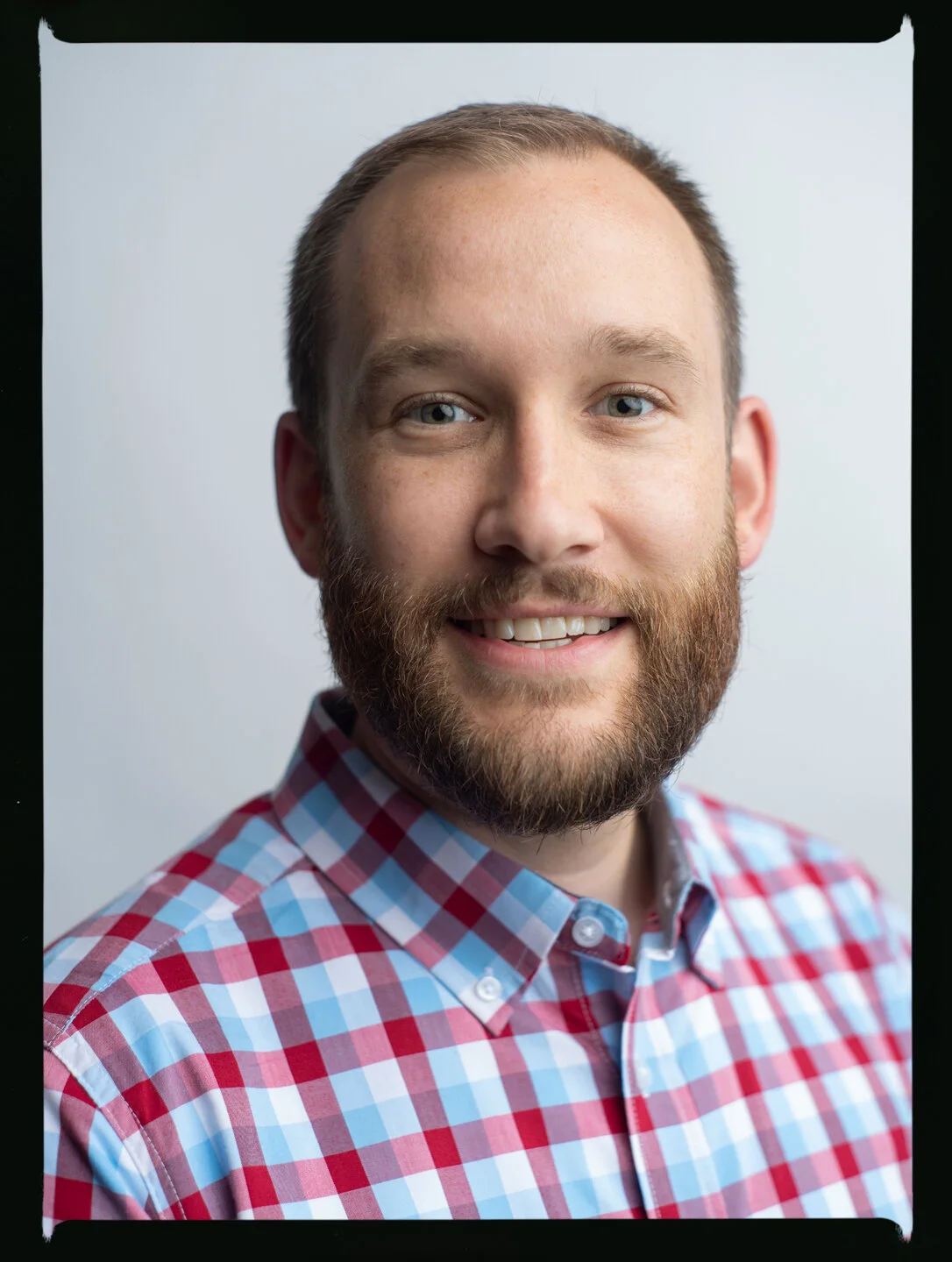 Corporate Headshot_002.jpg