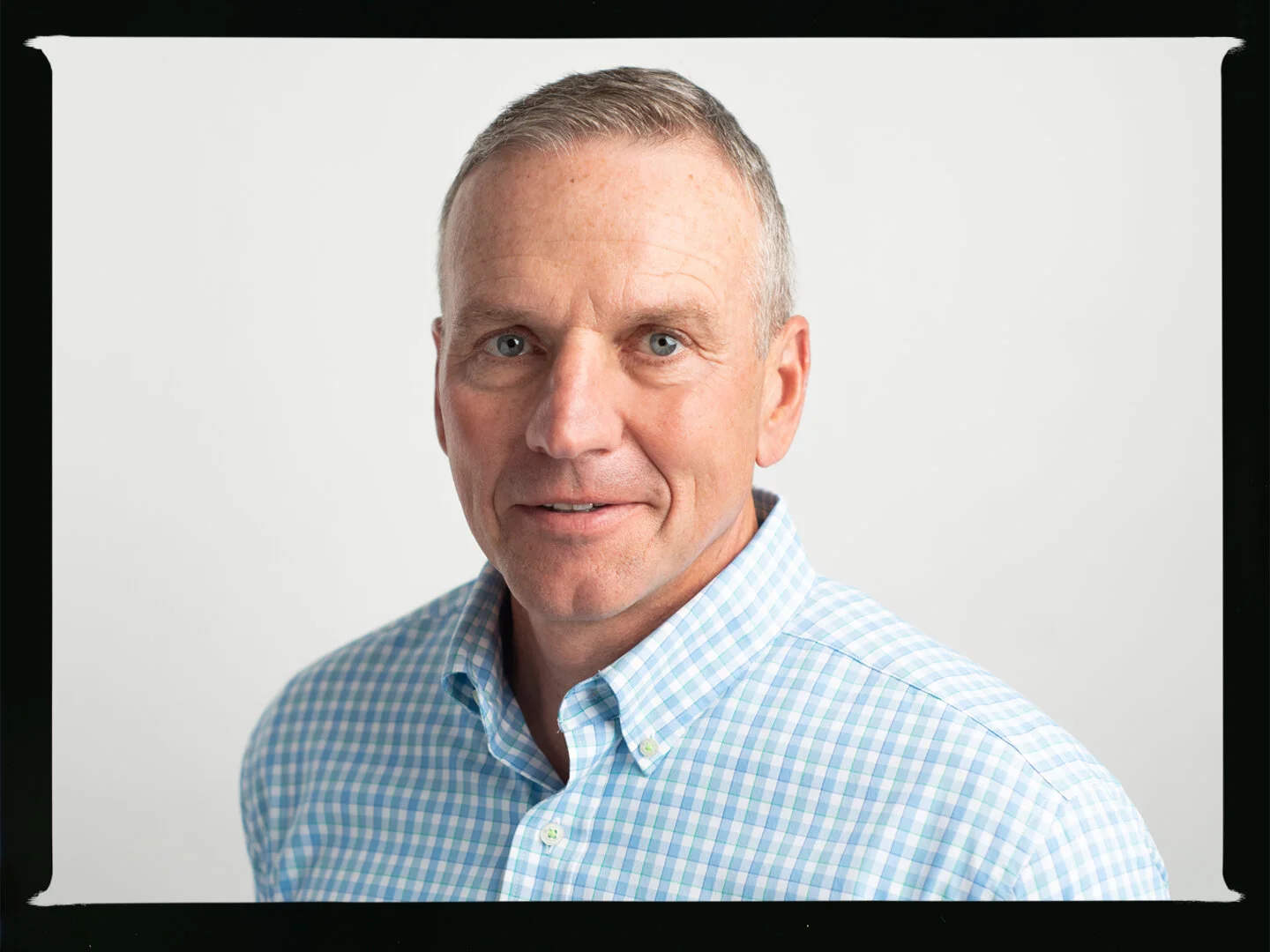 Corporate Headshot_003.jpg