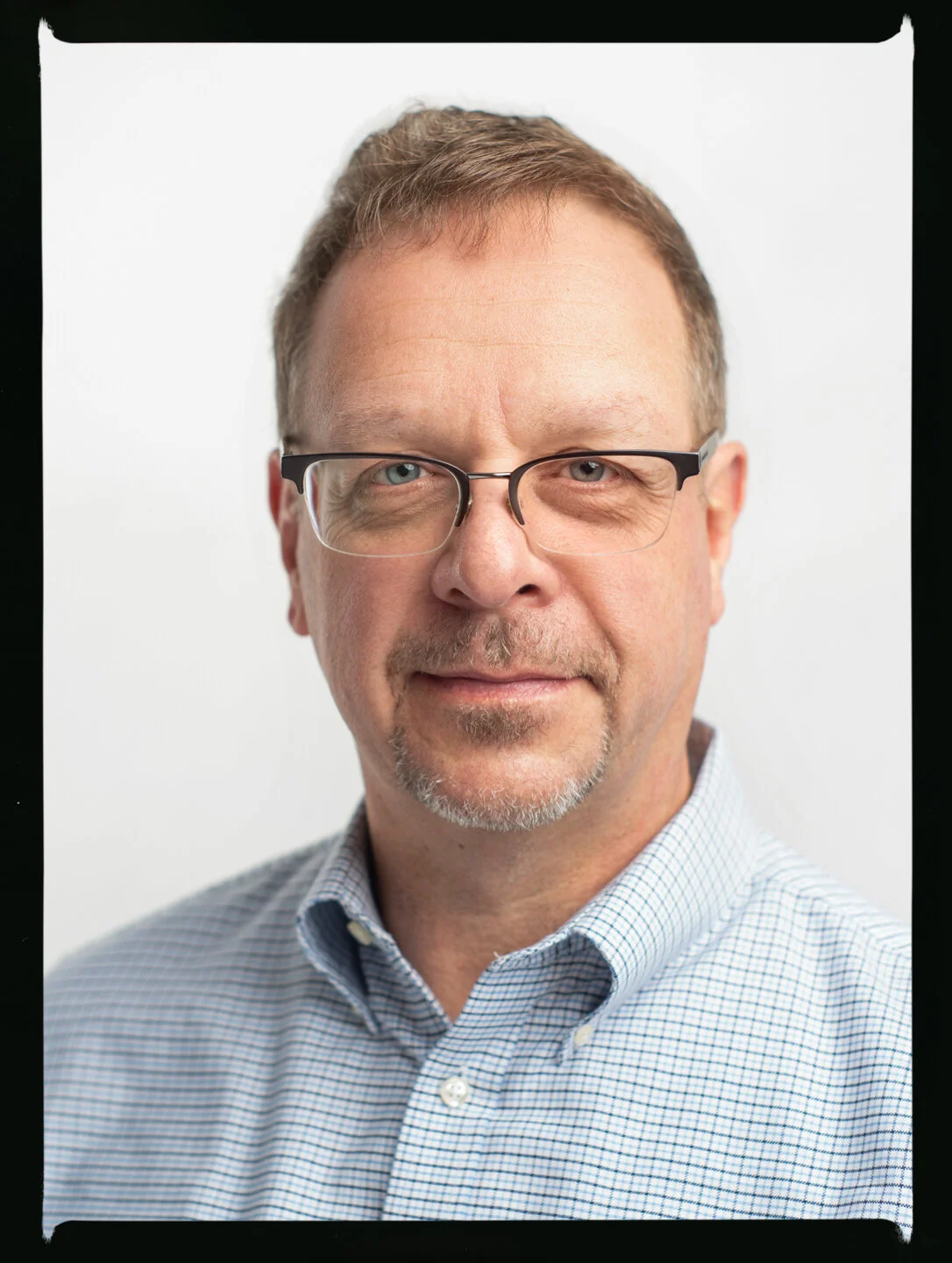 Corporate Headshot_009.jpg