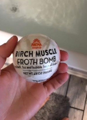Bitch Muscle froth bomb, with arnica.