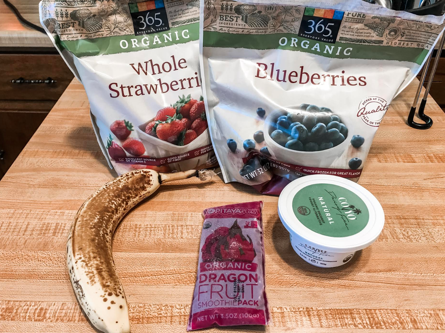 Smoothie bowl essentials.