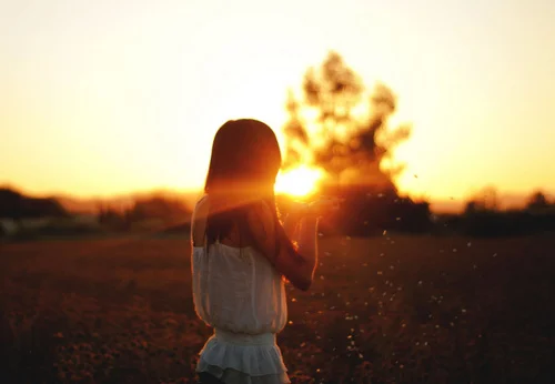 girl-hair-light-sky-summer-Favim.com-156865.jpg
