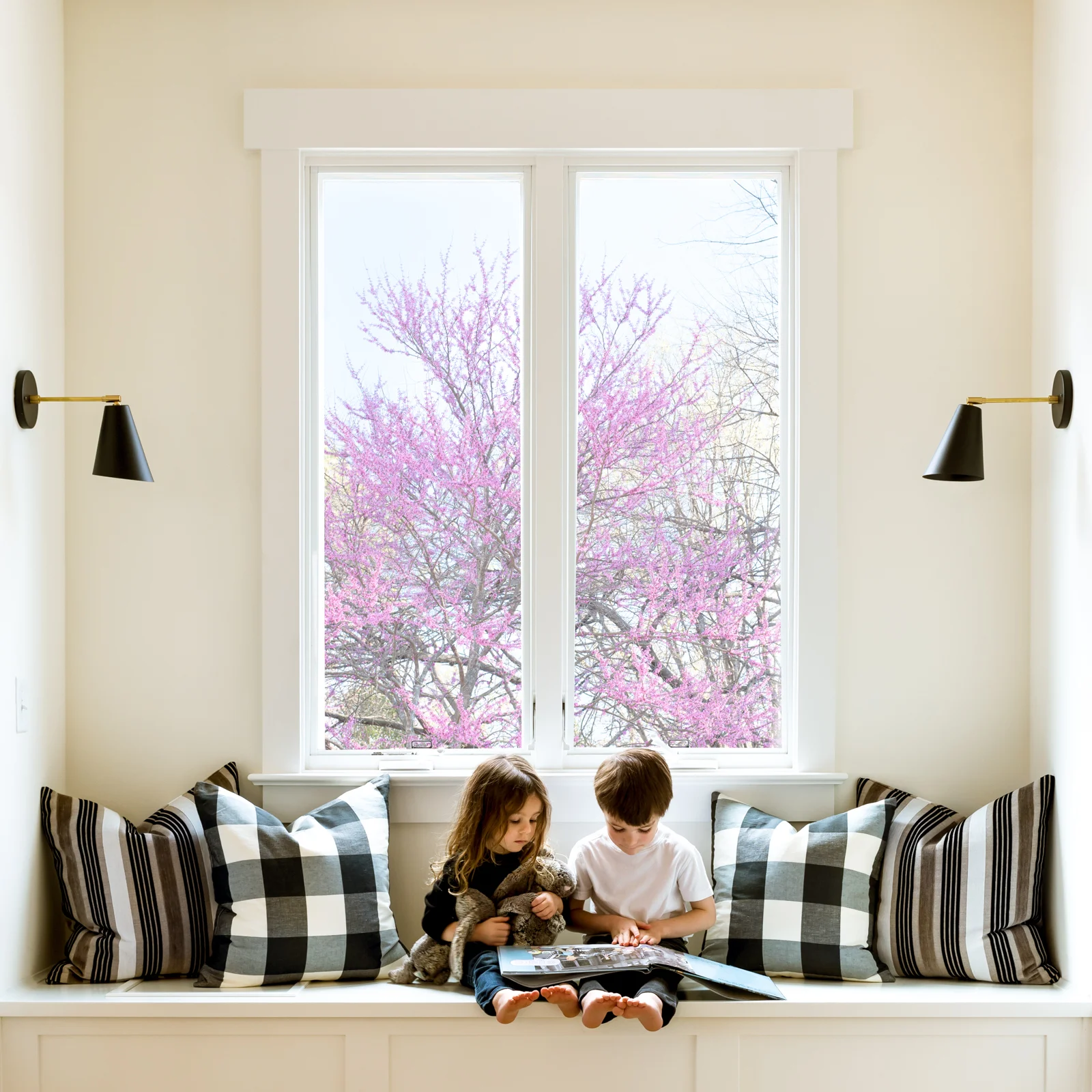 Springdale_ReadingNook_Kids-.jpg