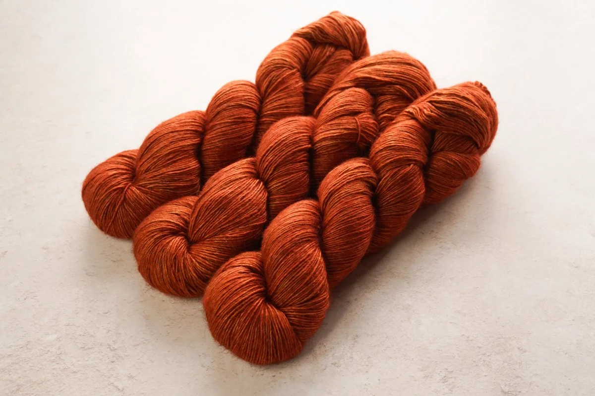 Ginger Snap Aglow Singles 002 (1200x798).jpg