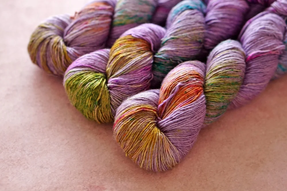 Silken Singles_016 (1000x665).jpg