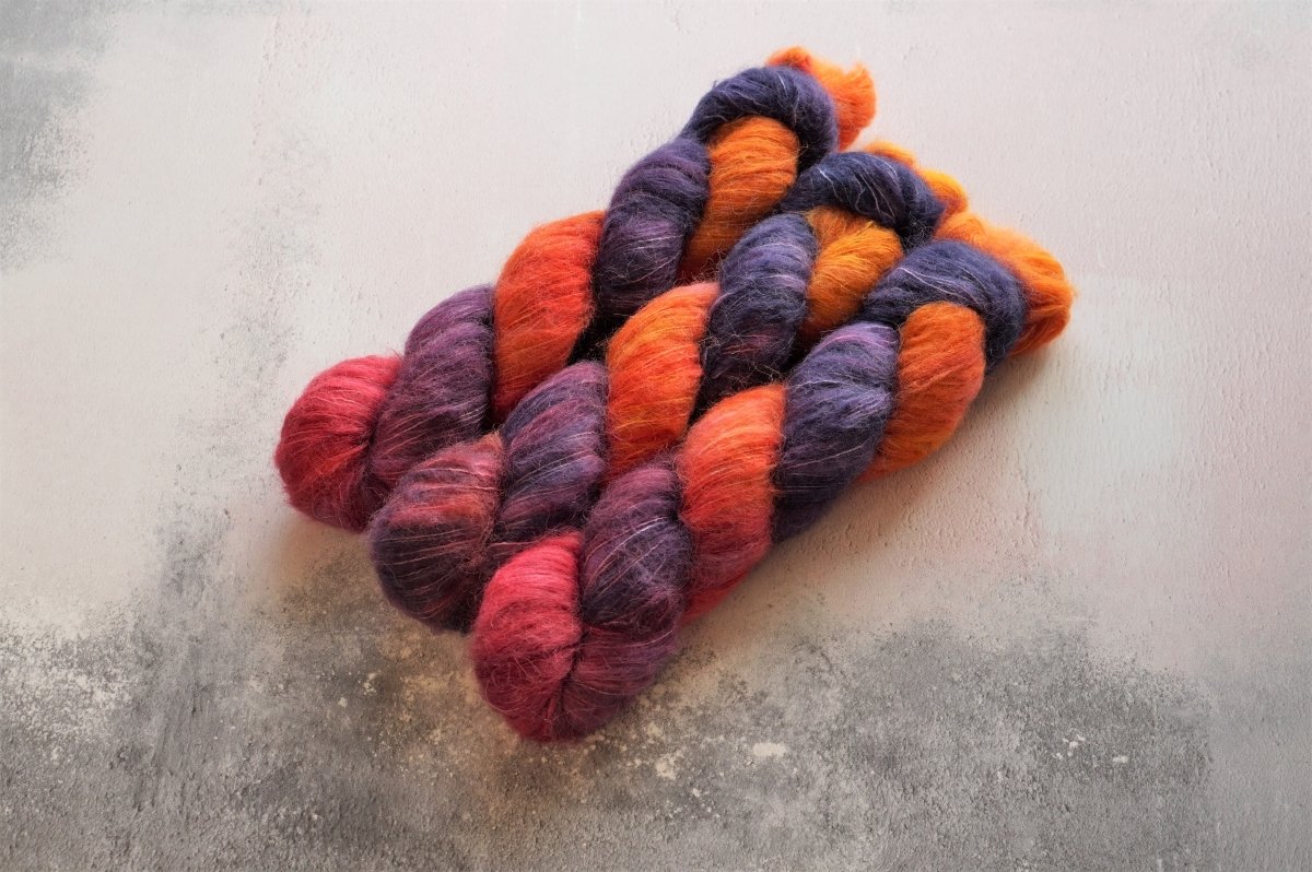 Bare yarn  [Lace] Untreated Baby Suri Alpaca and Silk - Artigina