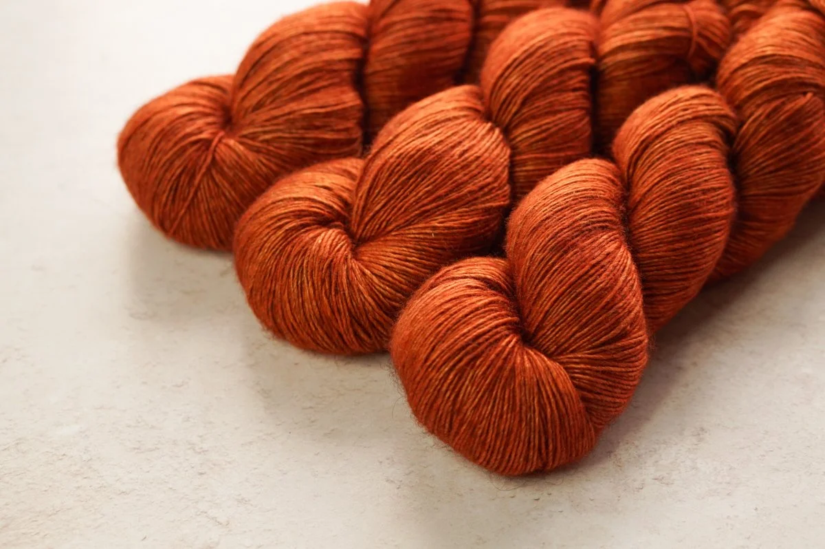 Ginger Snap Aglow Singles 001 (1200x798).jpg
