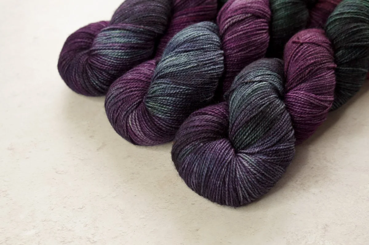 Midwinter Little Bird Sock 002 (1200x798).jpg