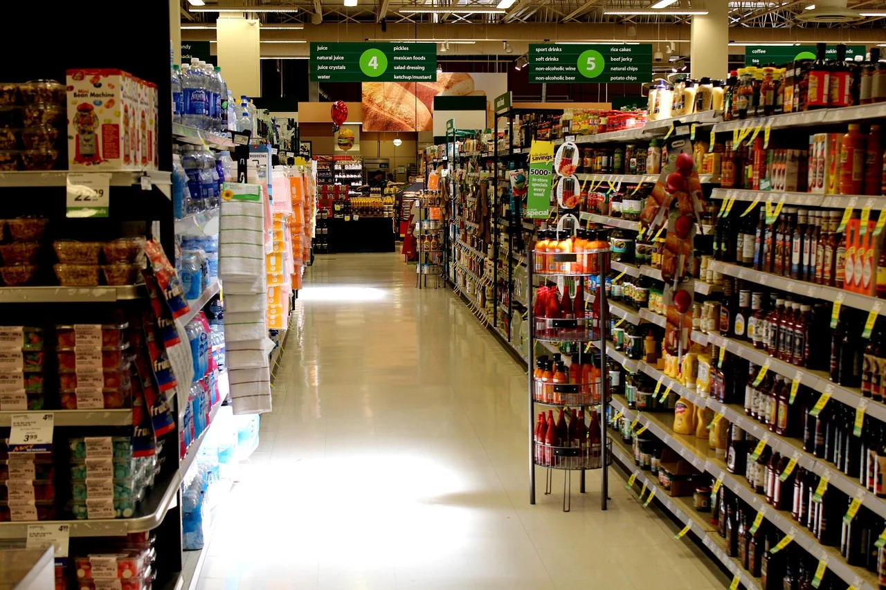retail-1424043_1280.jpg