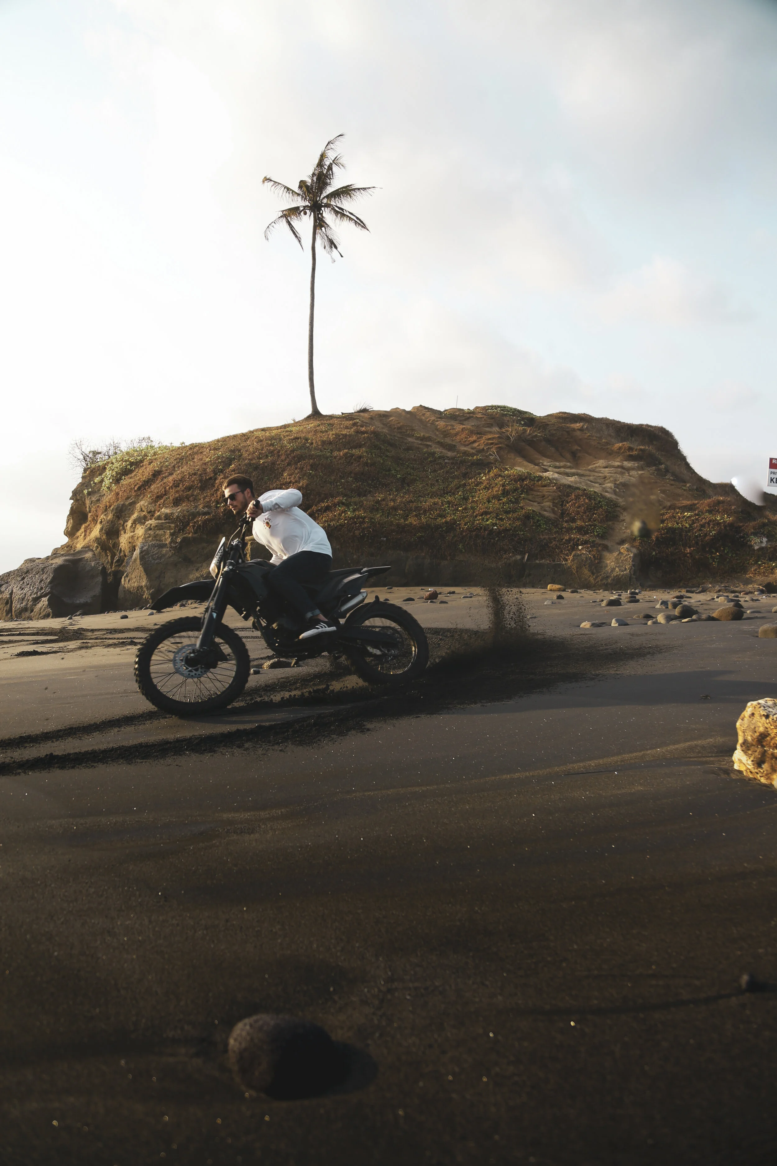 cover09 (11 of 1).jpg