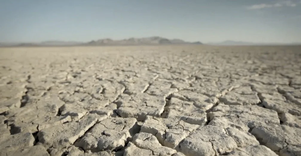 cracked ground - money falls.jpg