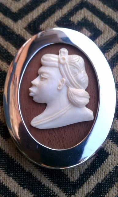   “Une Tante”   Brooch  Bijoux Collection, 2015 