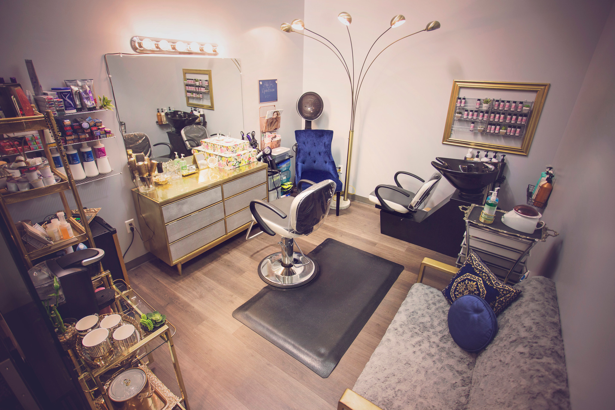 The First set up of Alfa Jae Salon in 2017.