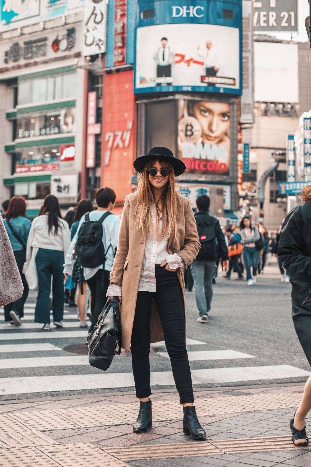 3 Instagram Outfits in Tokyo with UNIQLO — Lion in the Wild