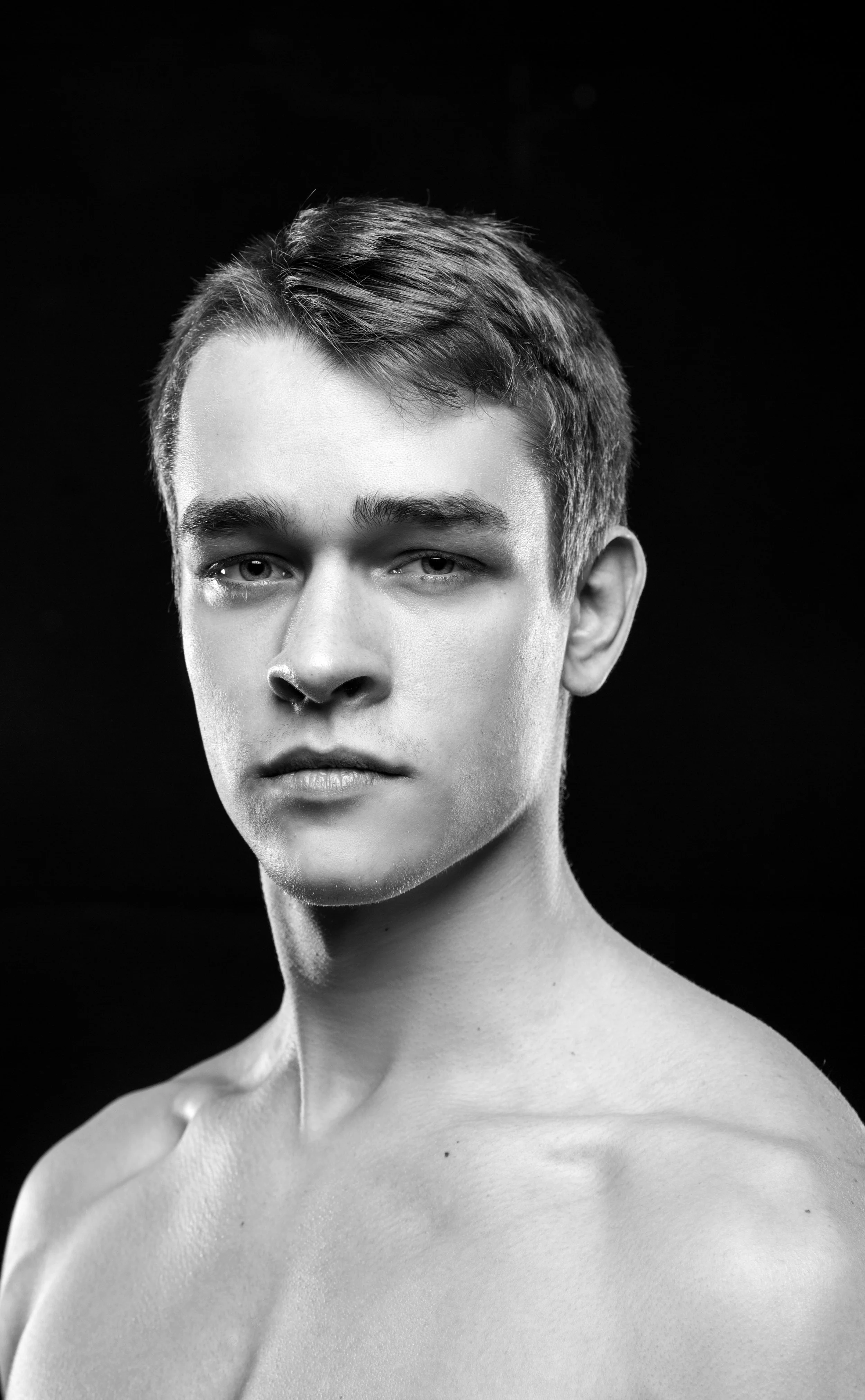 HARIKAPHOTO_ModelThomas.jpg