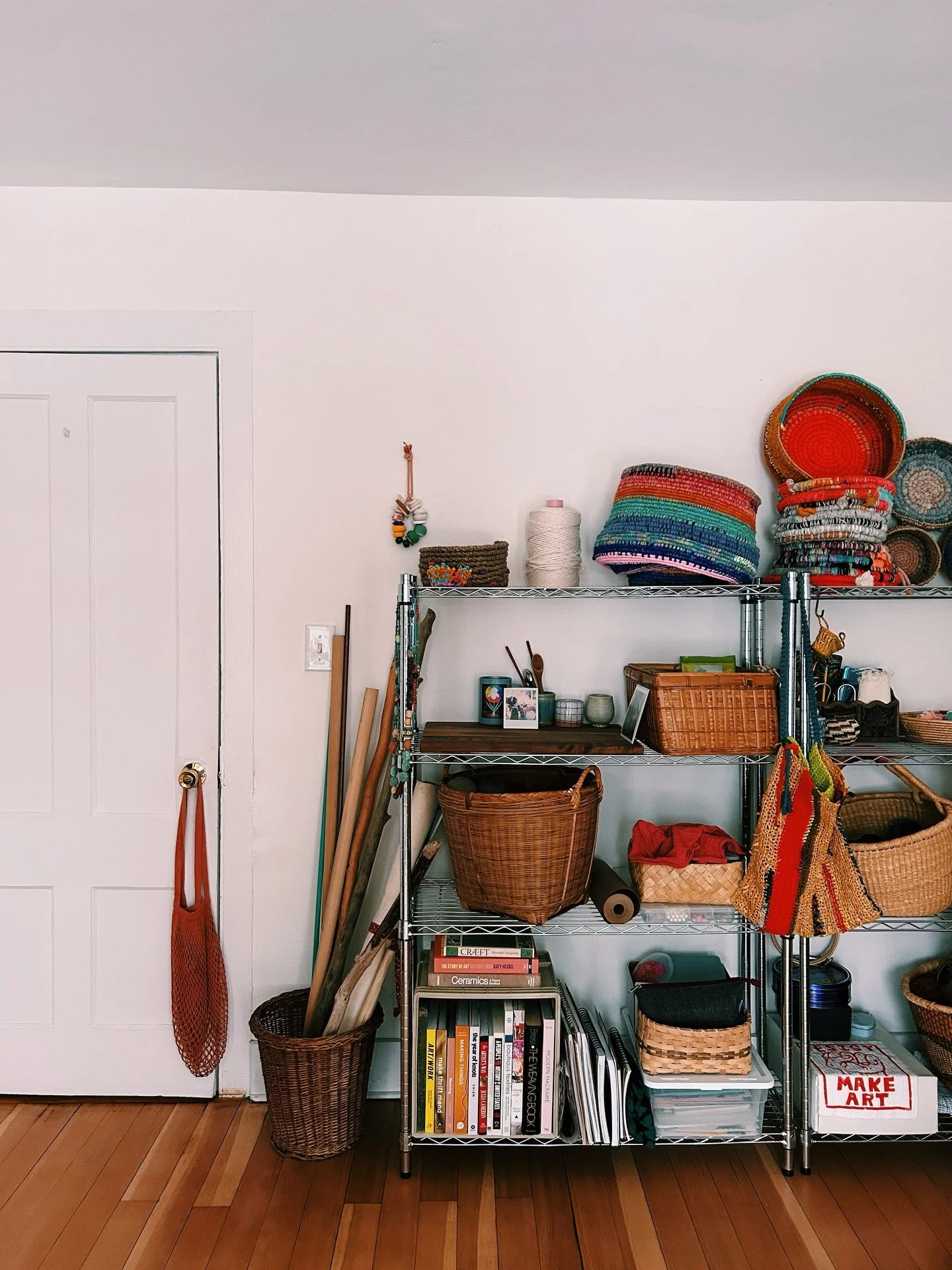 While in Japan, I felt a strong call to search for a studio space for my practice. Once said out loud, it happened overnight (literally, my nights were your days) and over DMs, I made a deposit on a room within walking distance of my apartment.

I mo