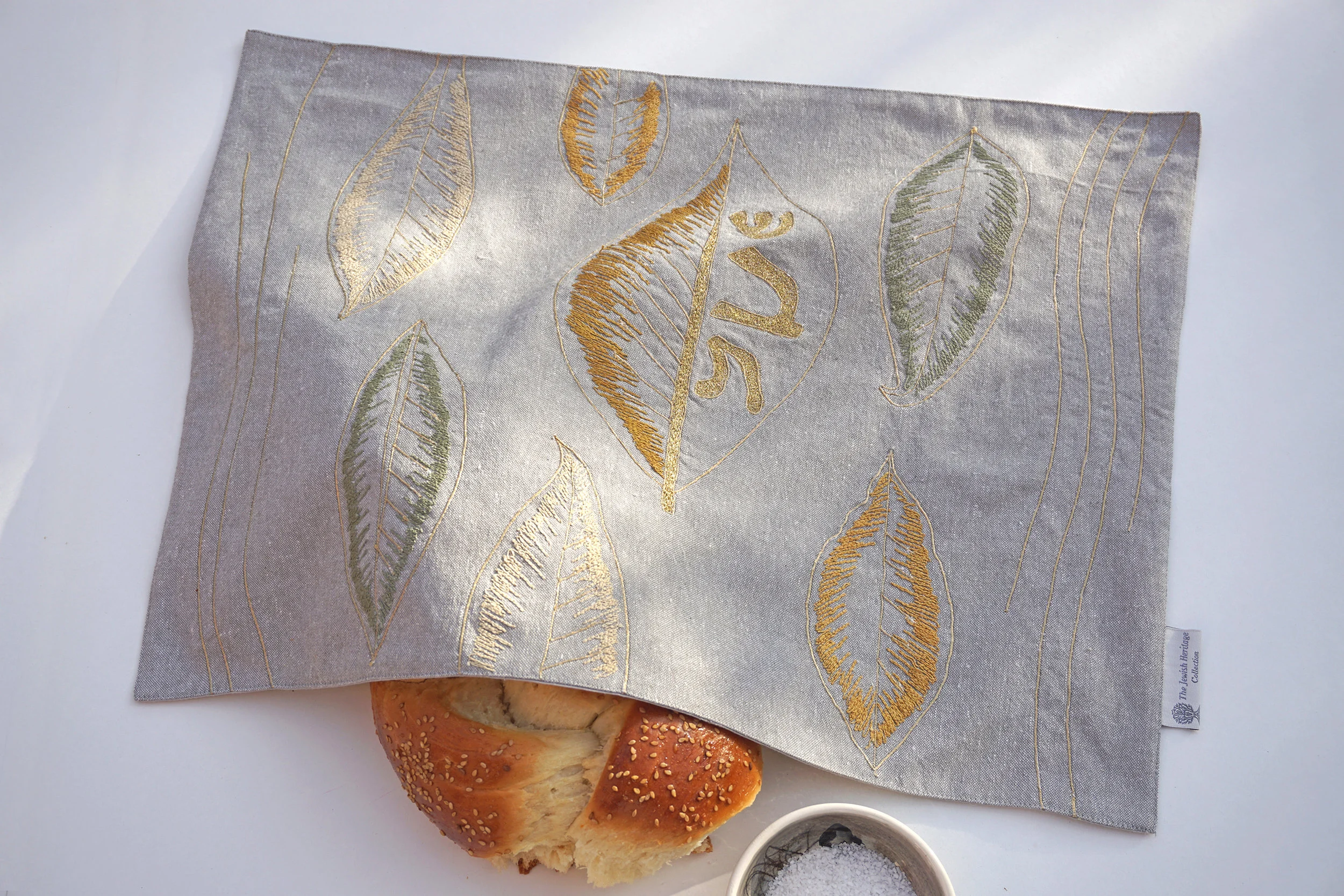 challah_autumnleaves_01.jpg
