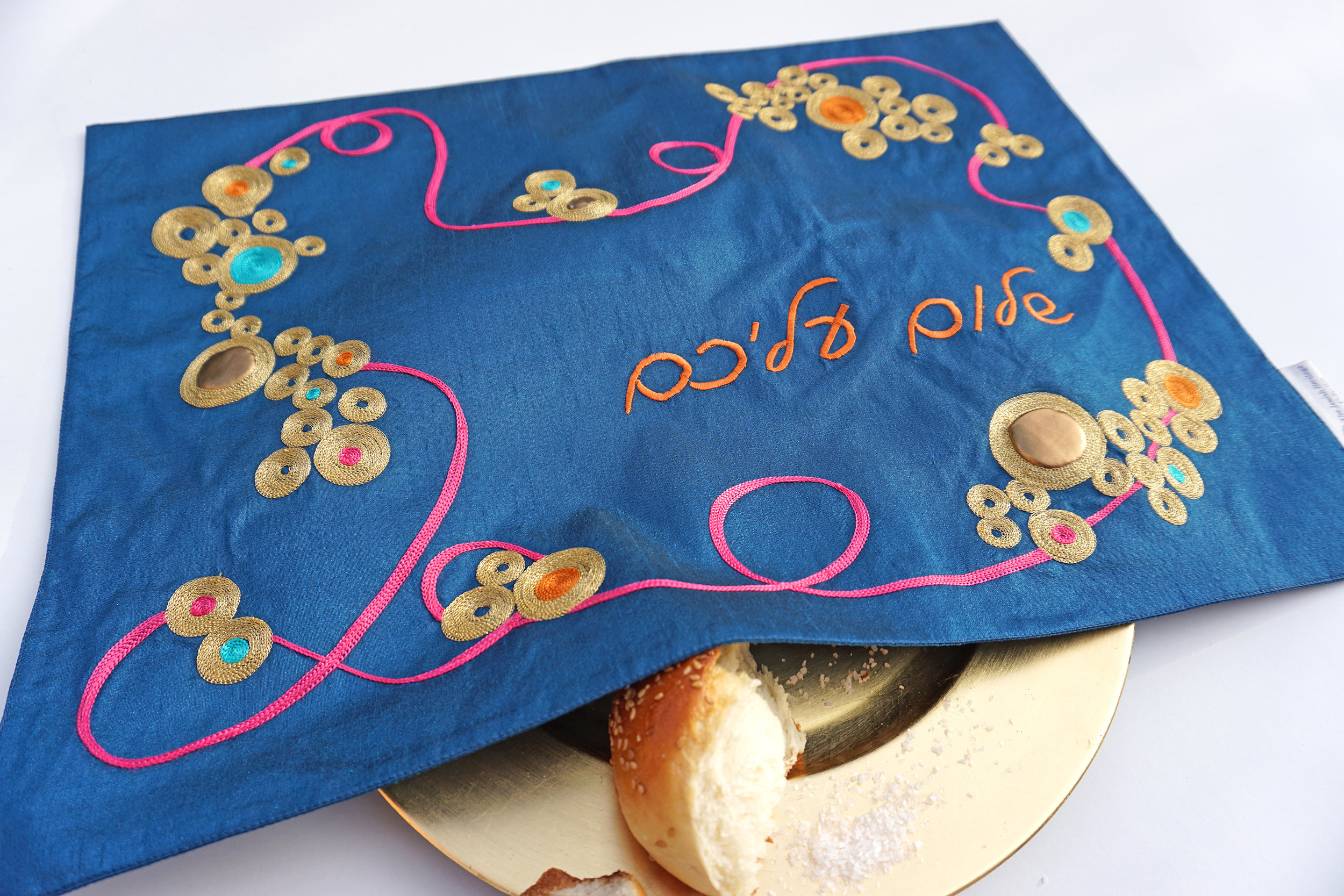 Challah_weareone_03.jpg
