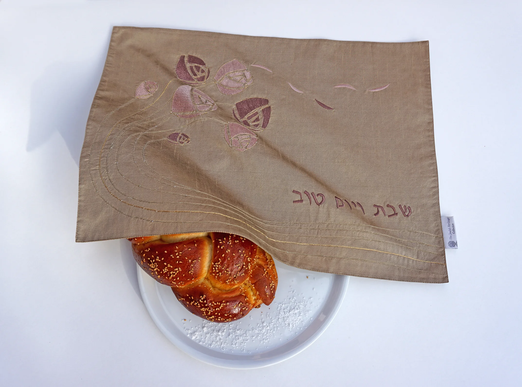 Challah_T-rose_03.jpg