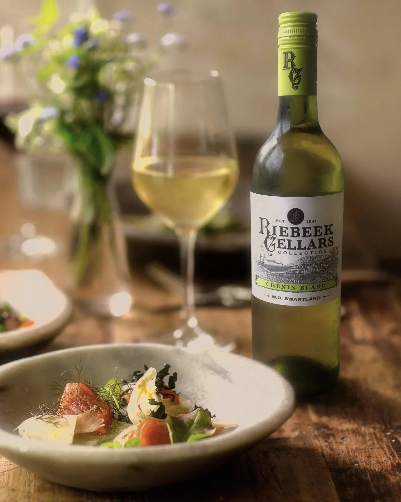 Riebeek Chenin Blanc 2024 white wine bottle – crisp South African Chenin Blanc from the Riebeek Valley fruchtiger Weisswein aus südafrika verkauft direkt durch den Eigentümer von der Farm Zonquasdrift