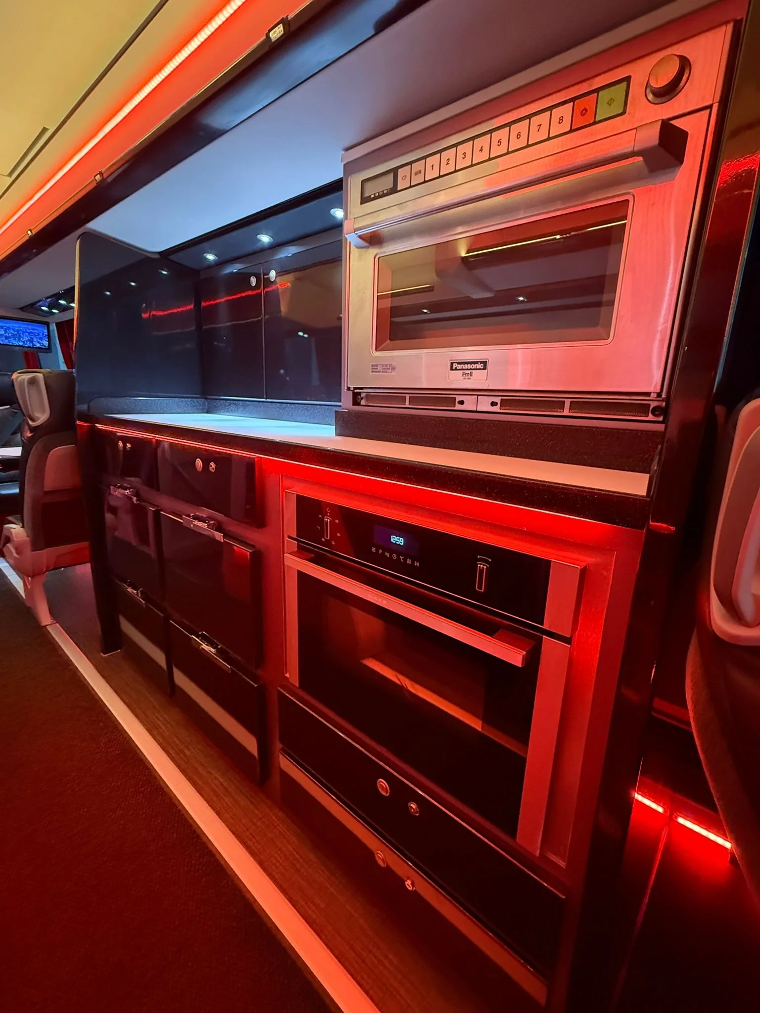 WhatsApp Image 2026-04-09 at 13.39.53655654.jpeg