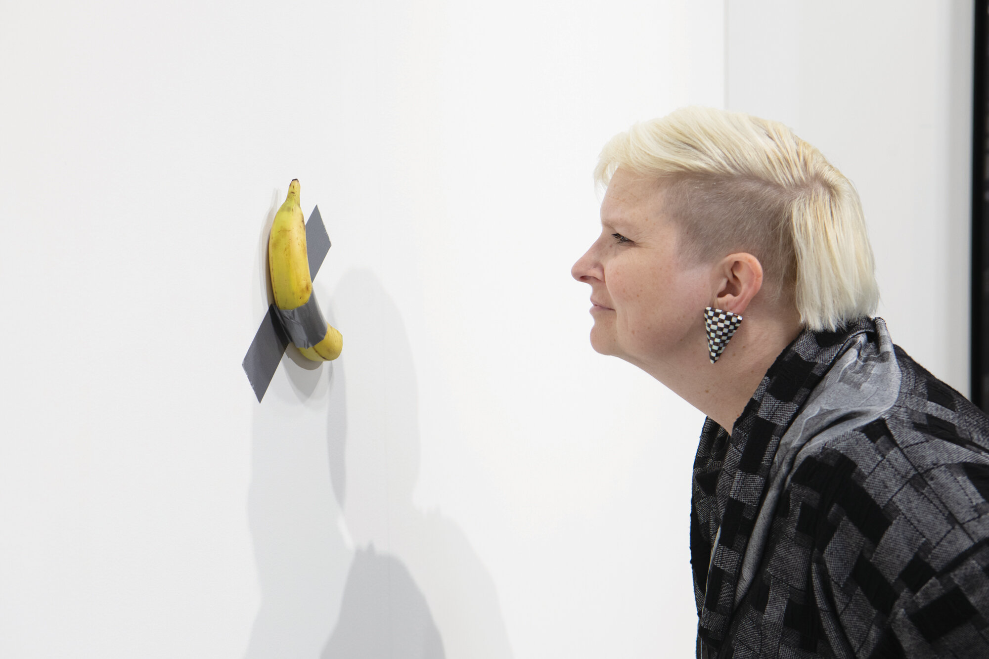 Maurizio-Cattelan's-Comedian-Art-Basel-Miami.jpg