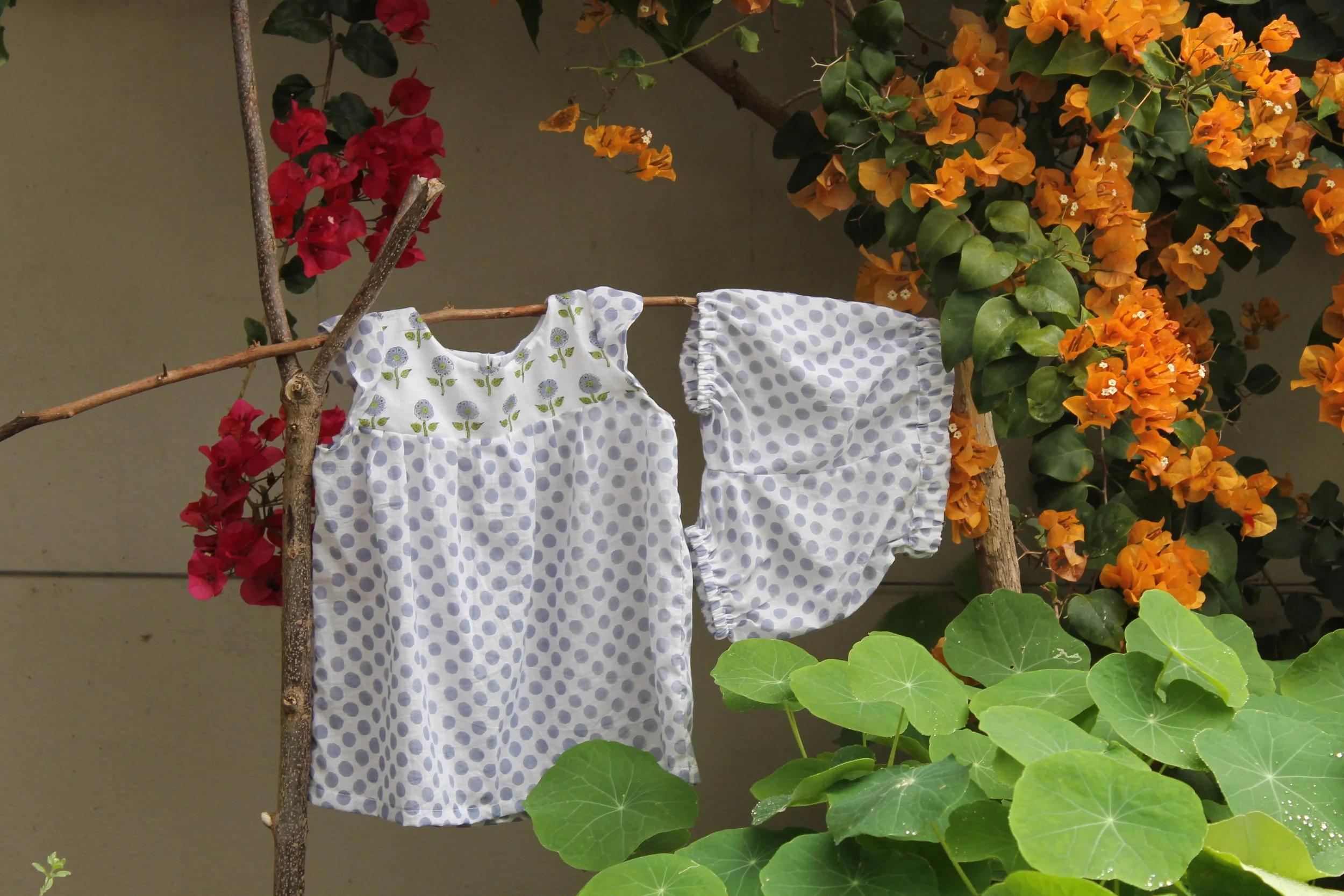 Grey Gardens Flutter Sleeve Tunic and Shortie Set