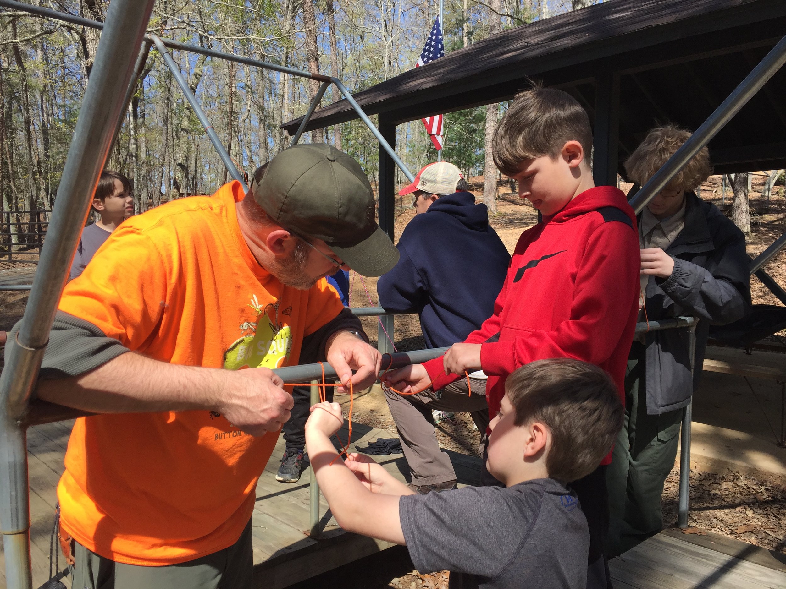 Cubmaster Teaching Knots