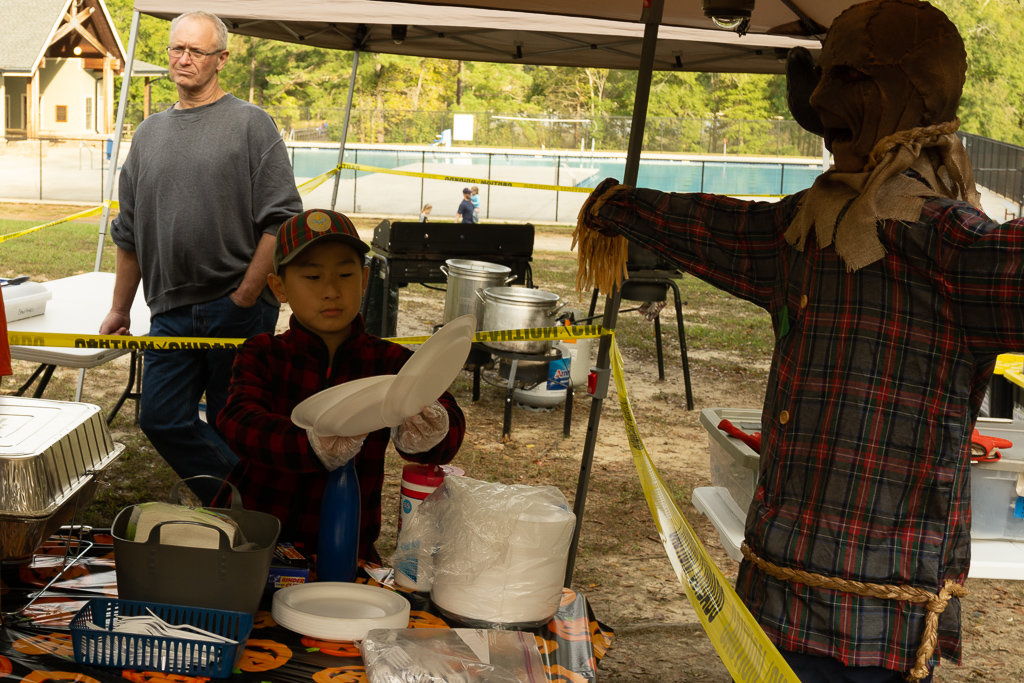 Serving lunch