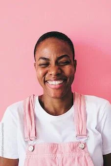 Josje Smeets HelloBetty Gelukspsycholoog (nep)lachen-maakt-happy-lifehack.jpg