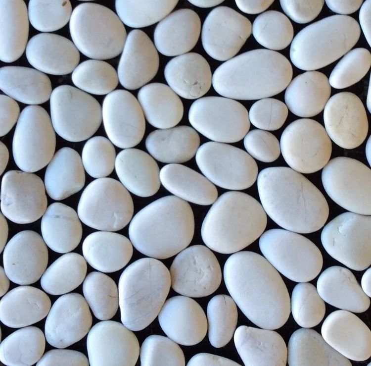 white_river_pebbles.jpg