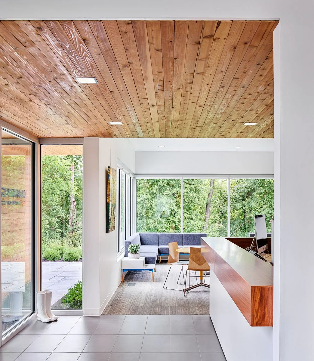 prairie-village-commerical-interior-design.jpg