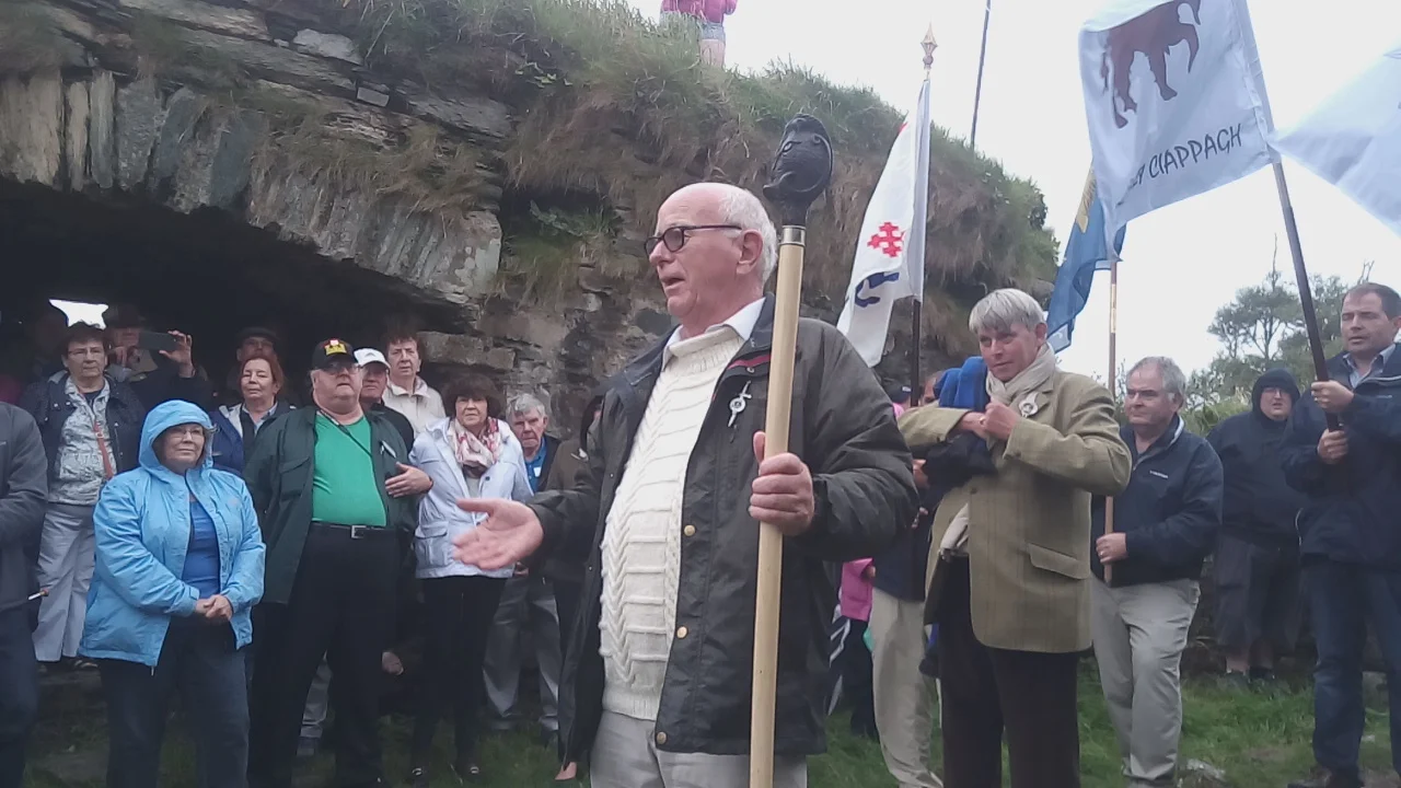 Taoiseach, Dr. Padraig Crowley