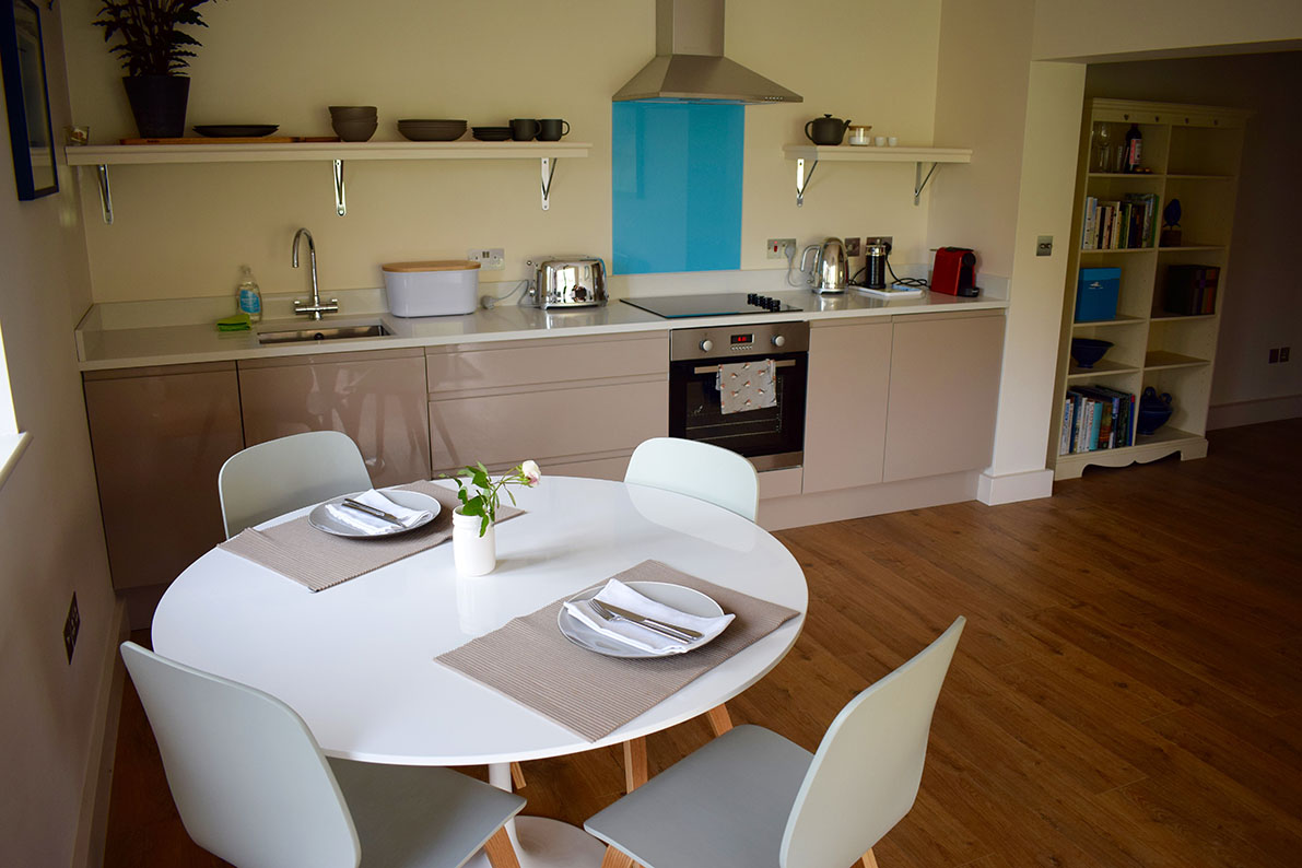 Cottage No 1 Kitchen copy.jpg