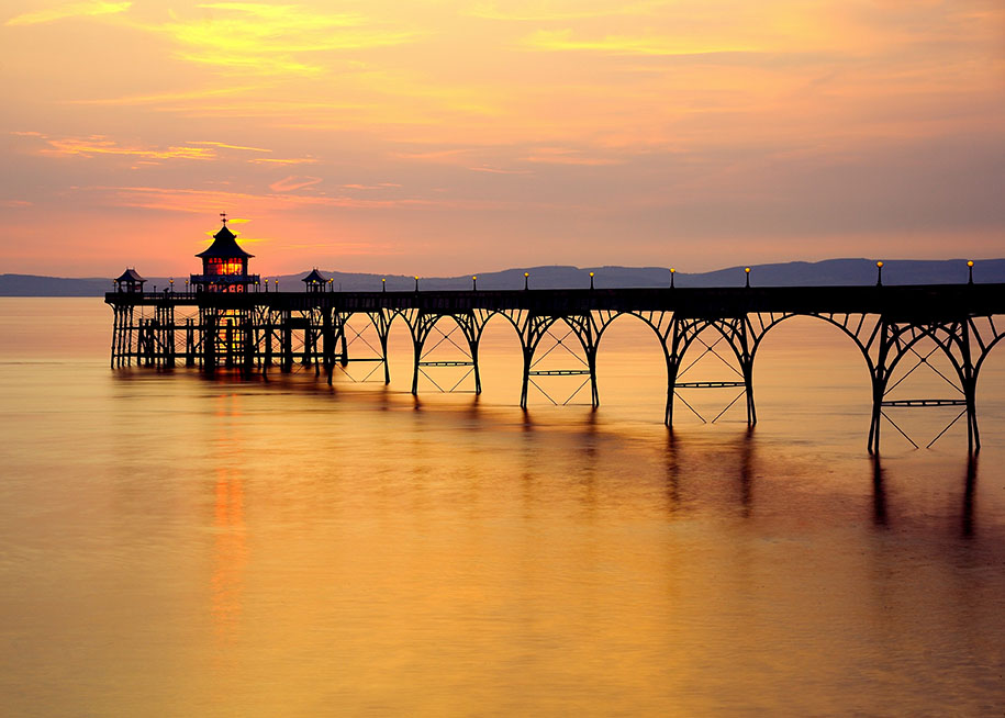 Clevedon_Pier_2013.jpg