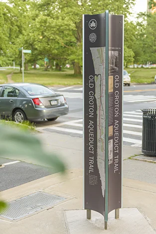 Old Croton Aqueduct Trail Graphics are embedded into curved steel for three sided trail markers that interpret and map the trail. Client: NYC Parks Designer: Nancy Owens Studio LLC, Laurel Marx Design “The capability, care and precision provided by Direct Embed were critical to the realization of this unique project.” Anne Berman, Nancy Owens Studio LLC. .