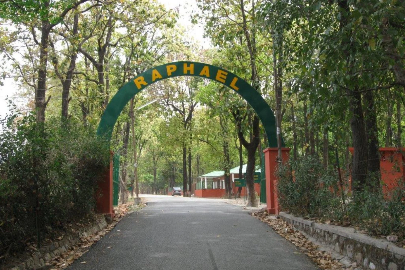 Raphael gate 001.jpg