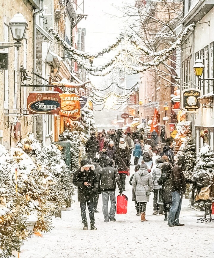 Copy of Couple's Christmas Bucket list that'll bring you closer than ever