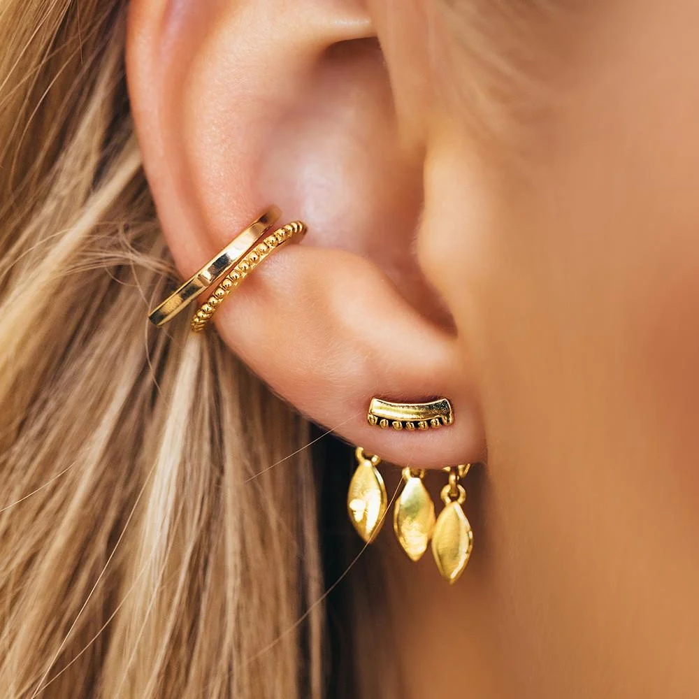 $68 - Studs