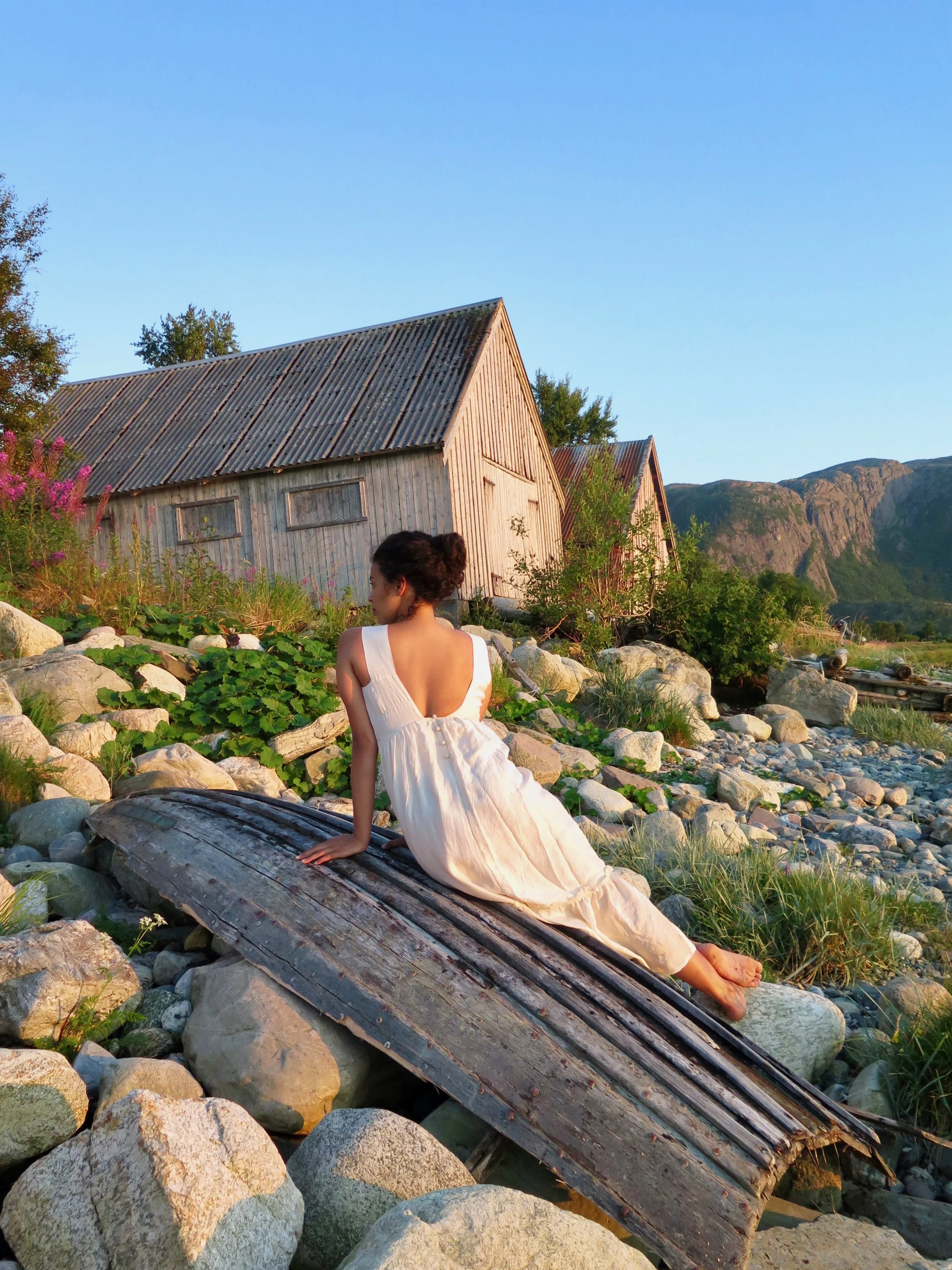 Lux creates clothes designed for the nomadic dreamer.