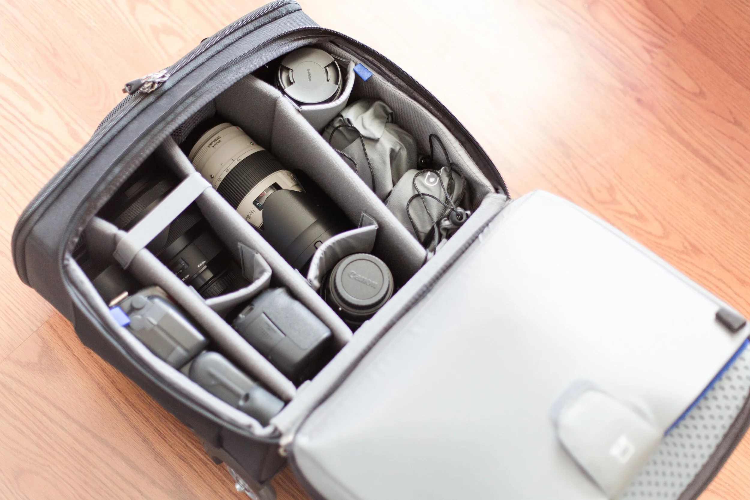 ONA THINKTANK UNFIND LOWEPRO-7.jpg