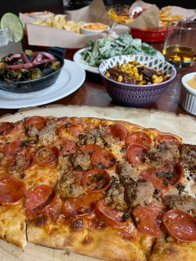 Hh pizza close up website 1.9.23.jpg