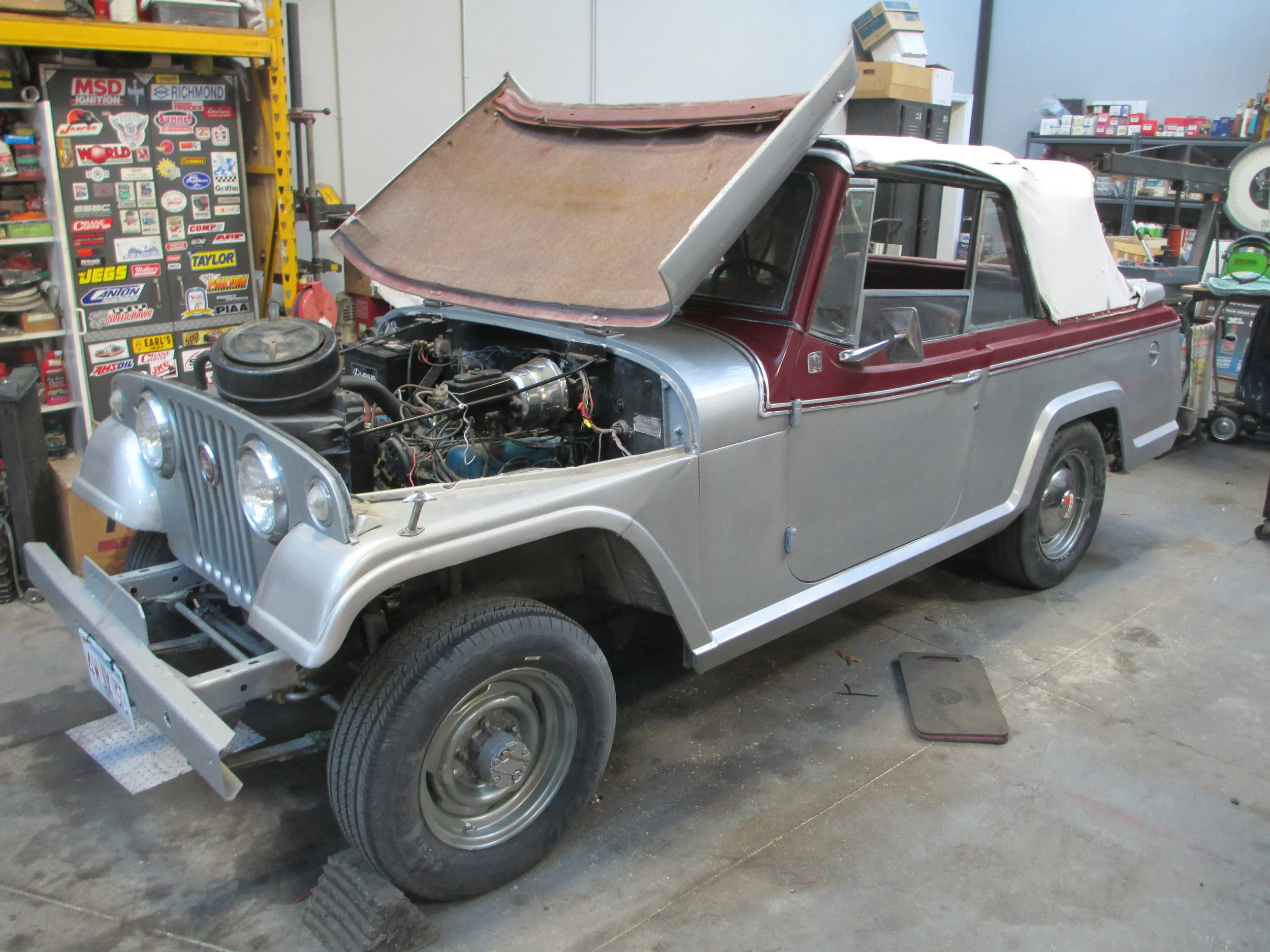 1963 Jeepster