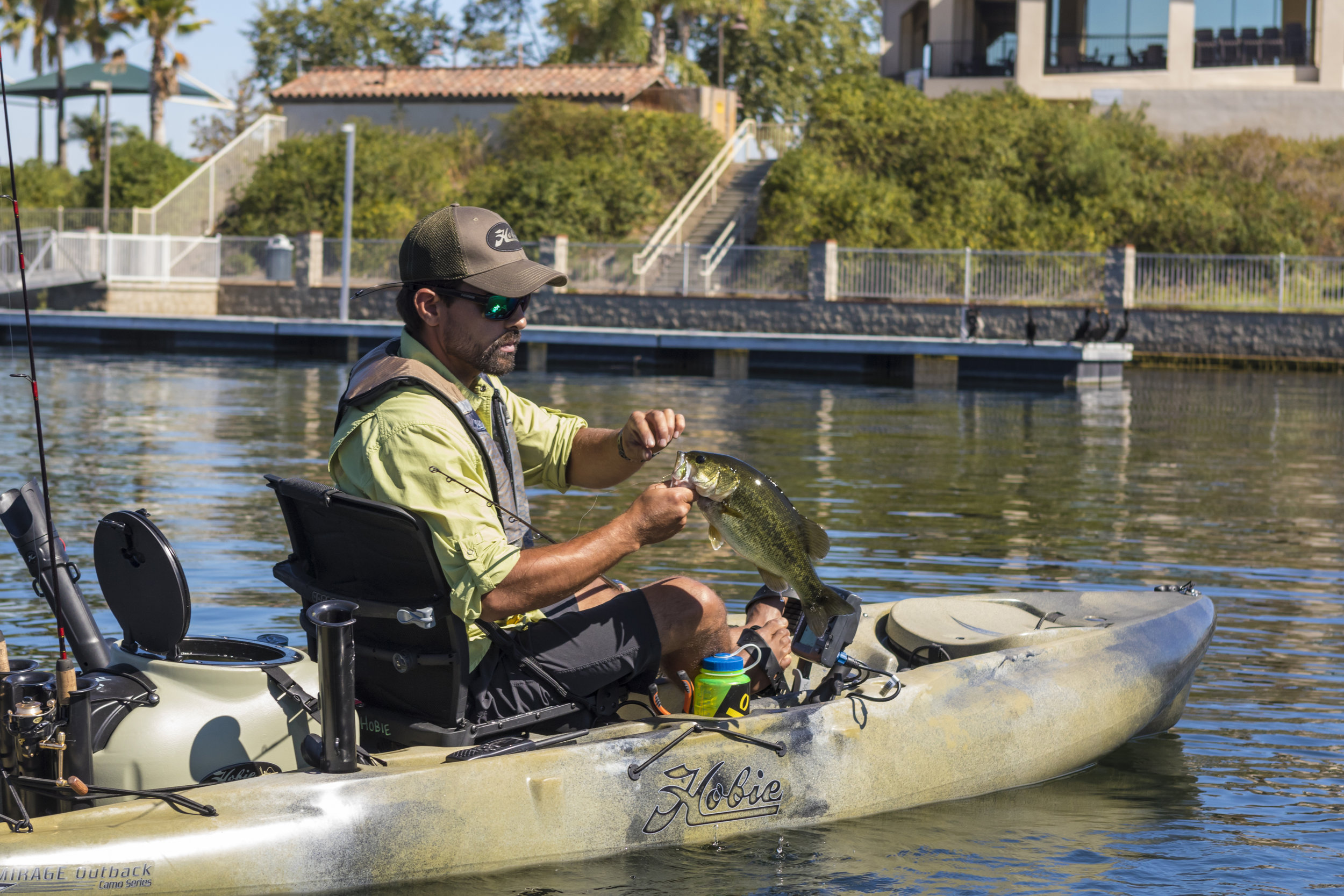 Outback_fishing_camo_Howie_bass_1376_full.jpg
