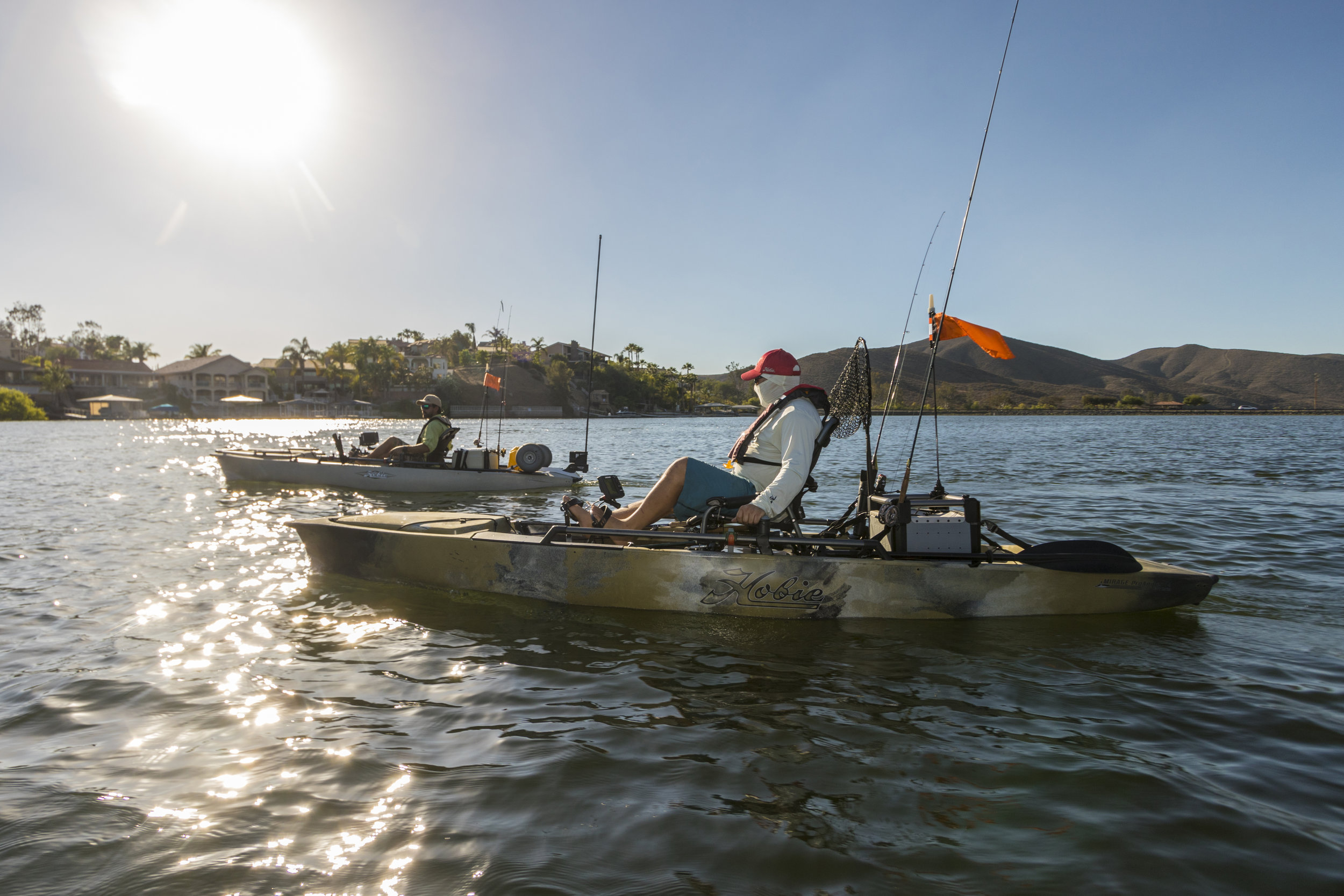 ProAngler14_fishing_camo_Shane_crusing_1049_full.jpg