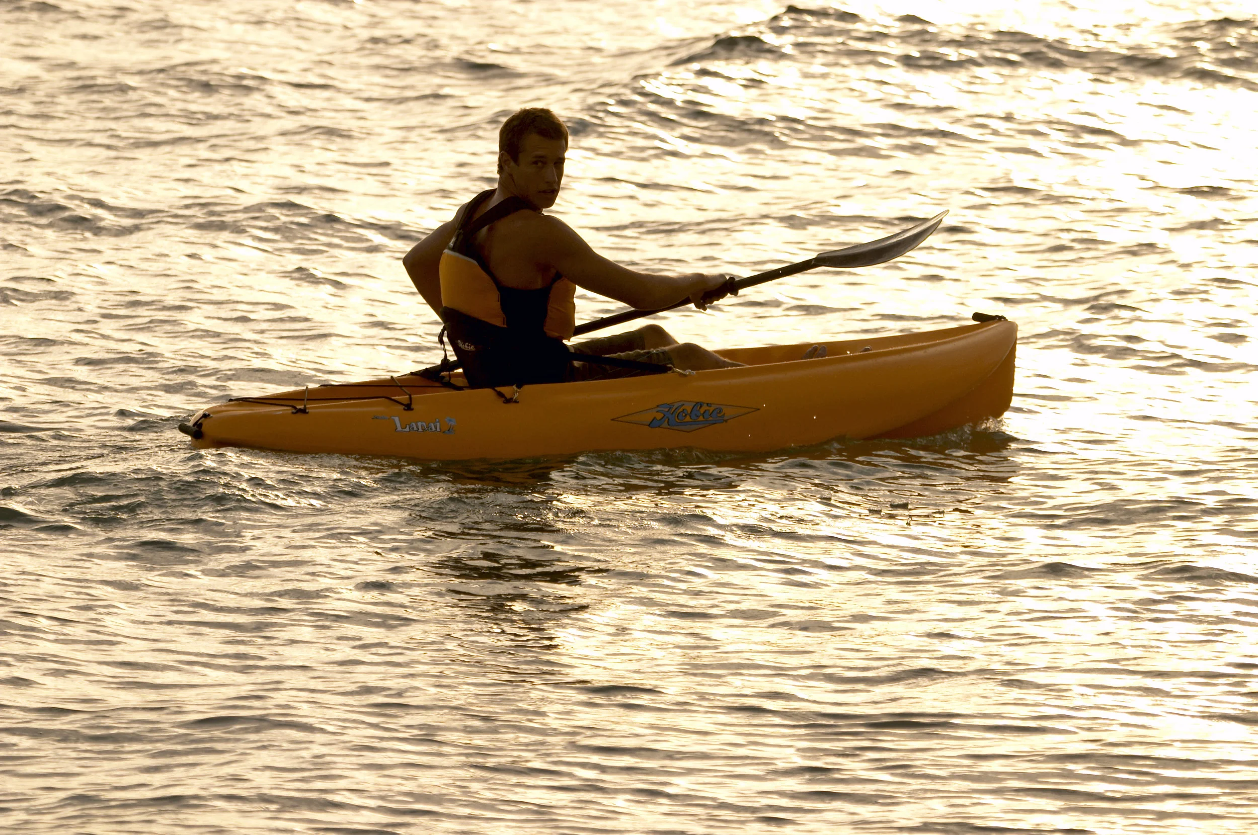 lanai-action-01-full.jpg