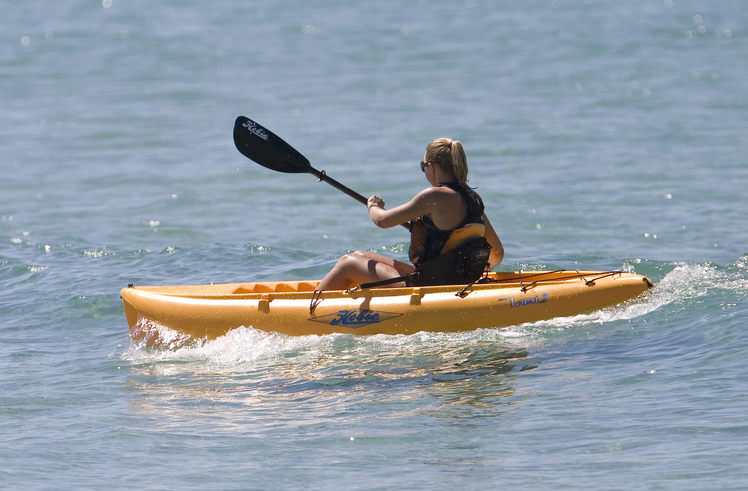lanai-action-02-full.jpg