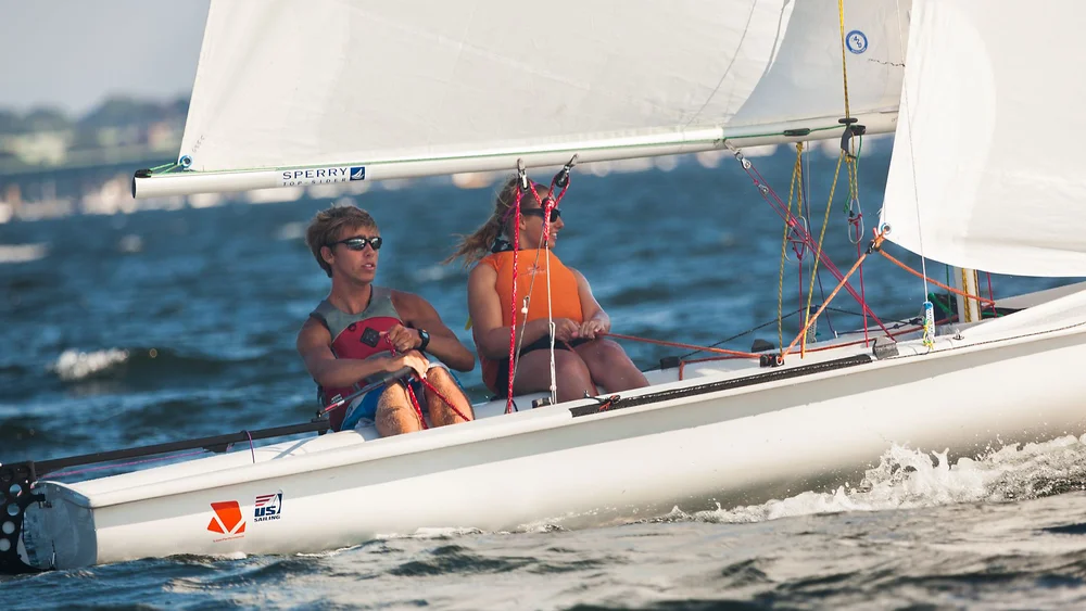 Club 4 Sailaction