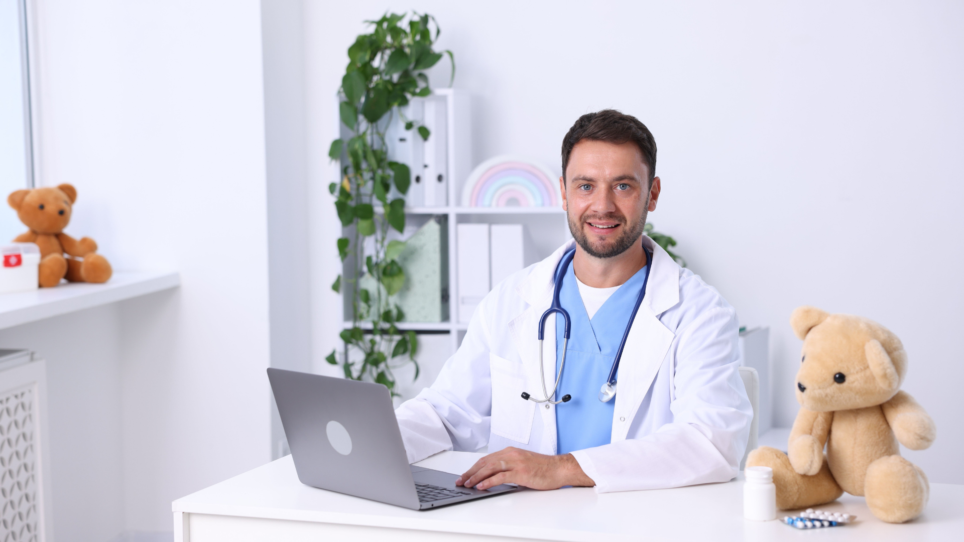 Should Physicians Wait Until After Residency to Buy a Home?